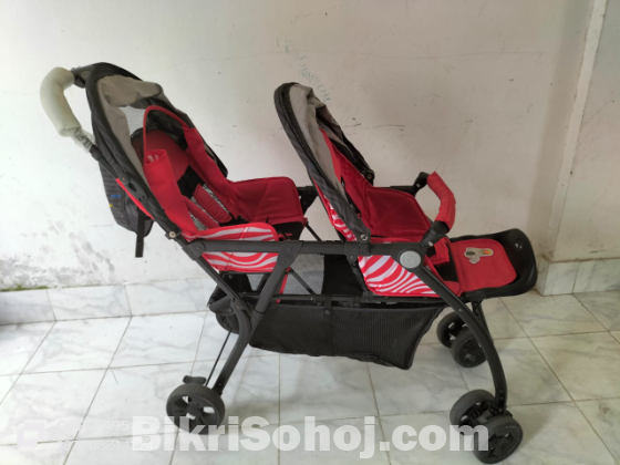 Twin baby stoller
